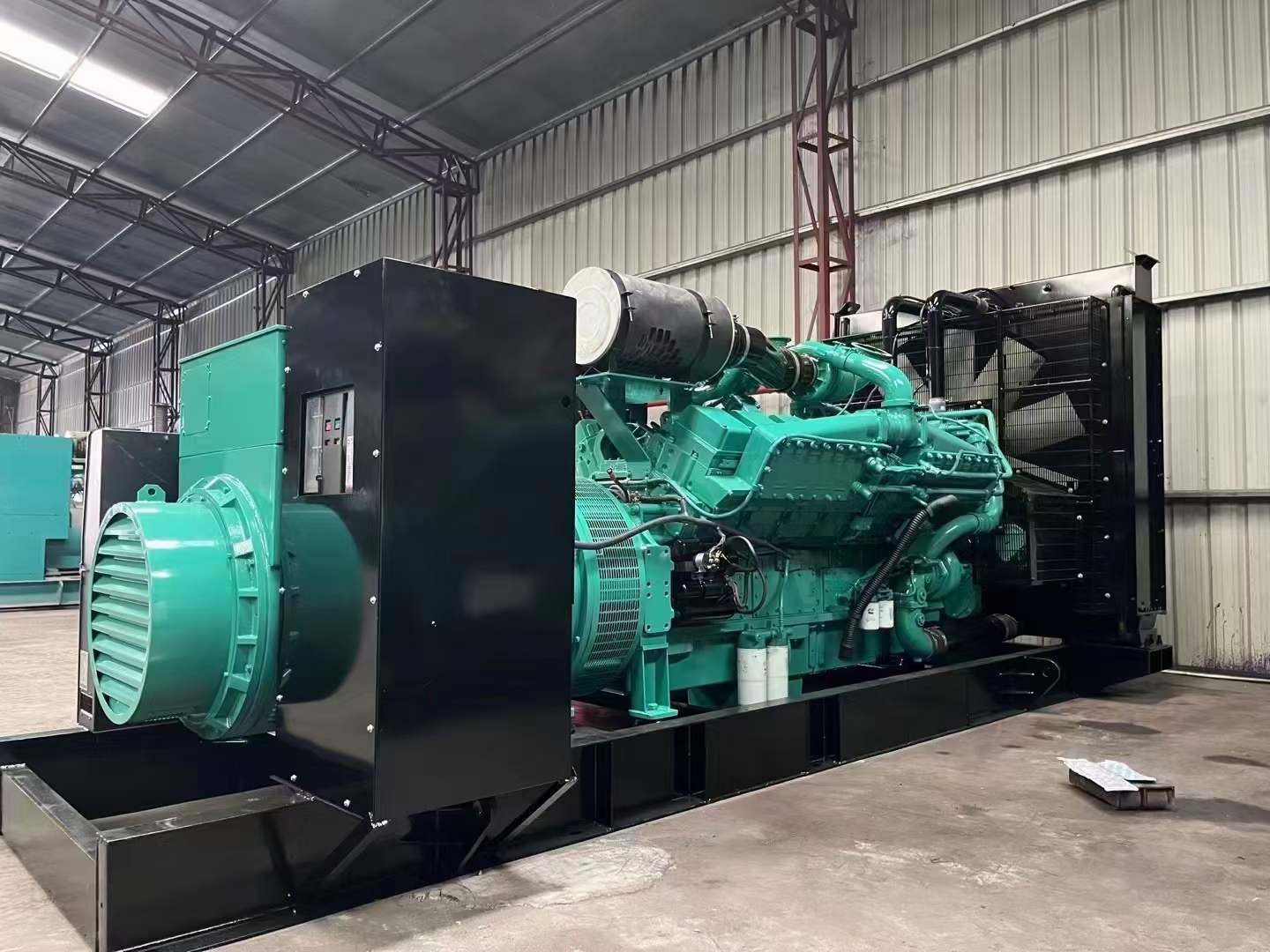 循化如何降低 800kW 柴油发电机输出电流的波动？